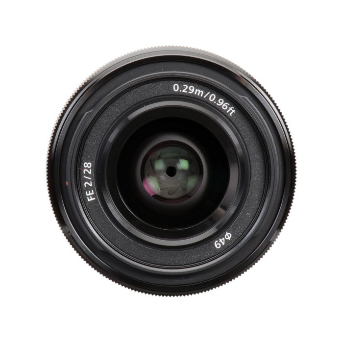 Sony FE 28mm f/2 - Likenew 96%