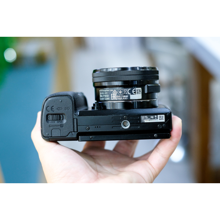 Sony A6000 + kit 16-50mm - Hàng cũ 